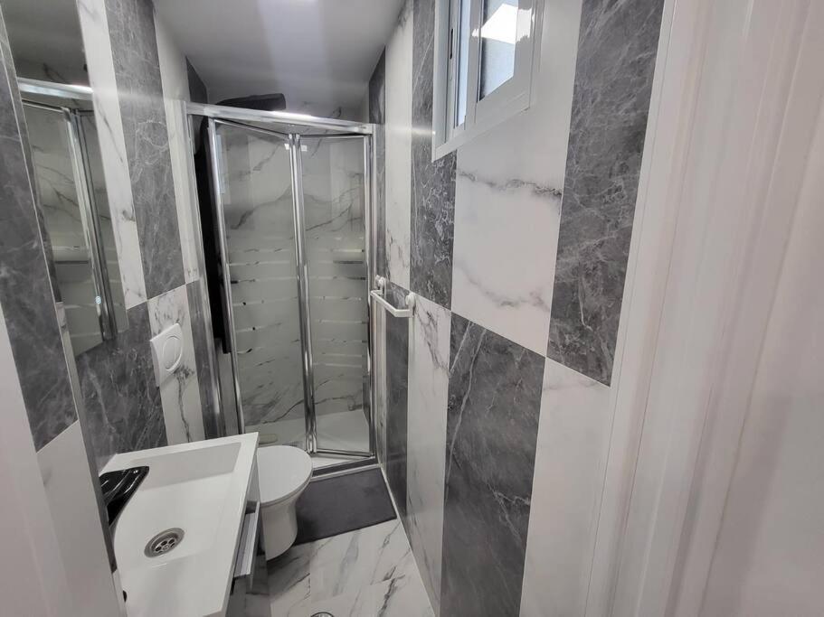 Las Canteras New 2 Bedrooms Flat At The Beach Parking Optional ลาสปัลมาส เด กรานคานาเรีย ภายนอก รูปภาพ