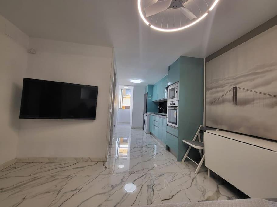 Las Canteras New 2 Bedrooms Flat At The Beach Parking Optional ลาสปัลมาส เด กรานคานาเรีย ภายนอก รูปภาพ